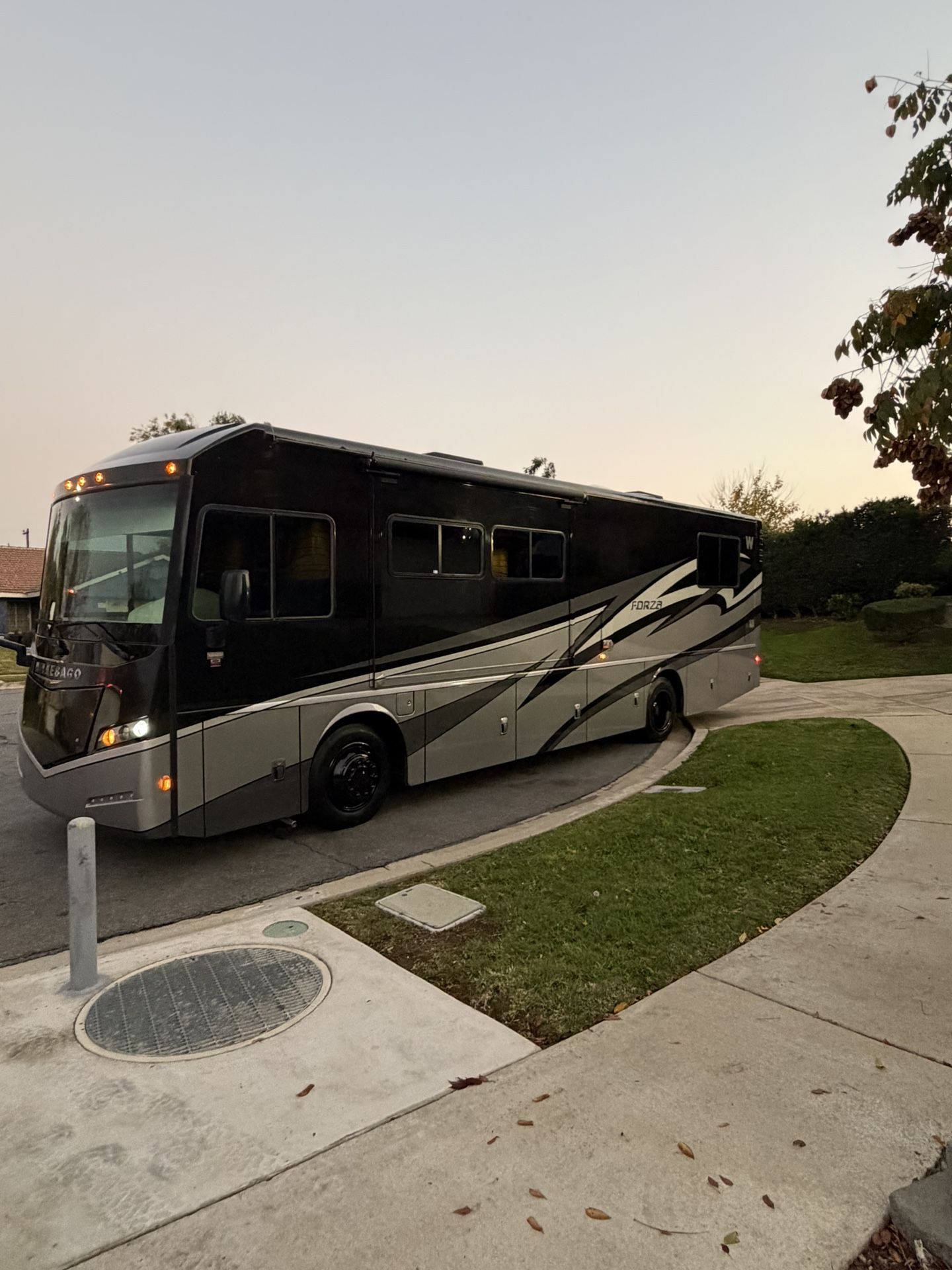 2014 Winnebago Forza 34t