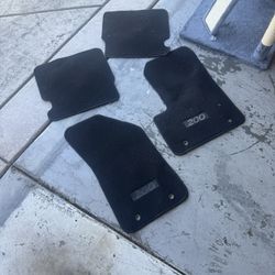 Floor Mats 2014 Chrysler 200