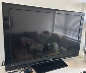 TOSHIBA TV- WORKING PERFECTLY