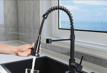KITCHEN FAUCET