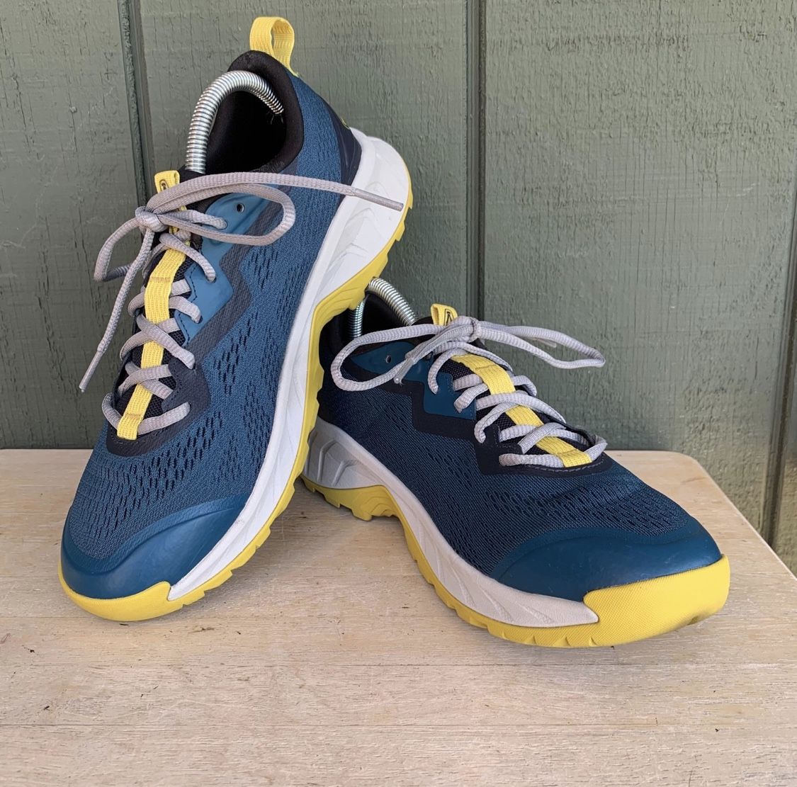 Keen mens shoe versacore speed blue size 8.5