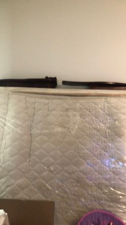 Free Queen Size Cherry Oak Bed