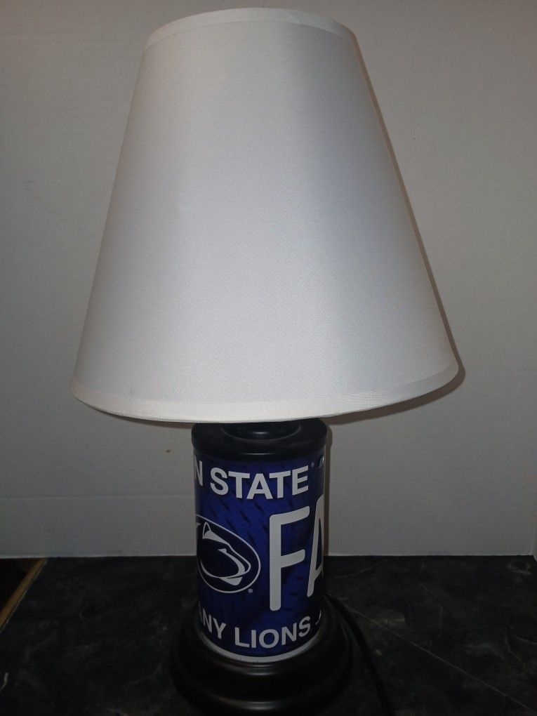 Penn STATE NITTANY LIONS LAMP