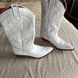 New Cowgirl White Leather Boots