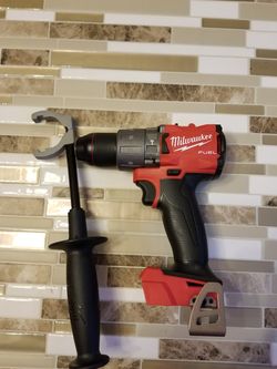 Milwaukee M18 FUEL 18-Volt Lithium-Ion Brushless Cordless 1/2 in. Hammer Drill / Driver (Tool-Only)