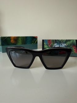 Maui Jim Plano Polarized Sunglasses – Made in Italy – Excellent Condition