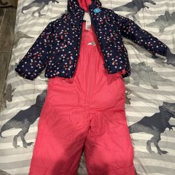 Girls Snow Suit - Brand  New 5/6 
