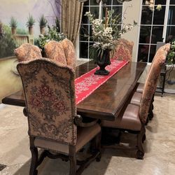 Dining Table set All Solid Wood.  ExtendablTable-with 8 Chairs  