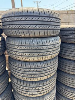 215/55r17 Cooper tires en excelentes Conditiones de visa las 4