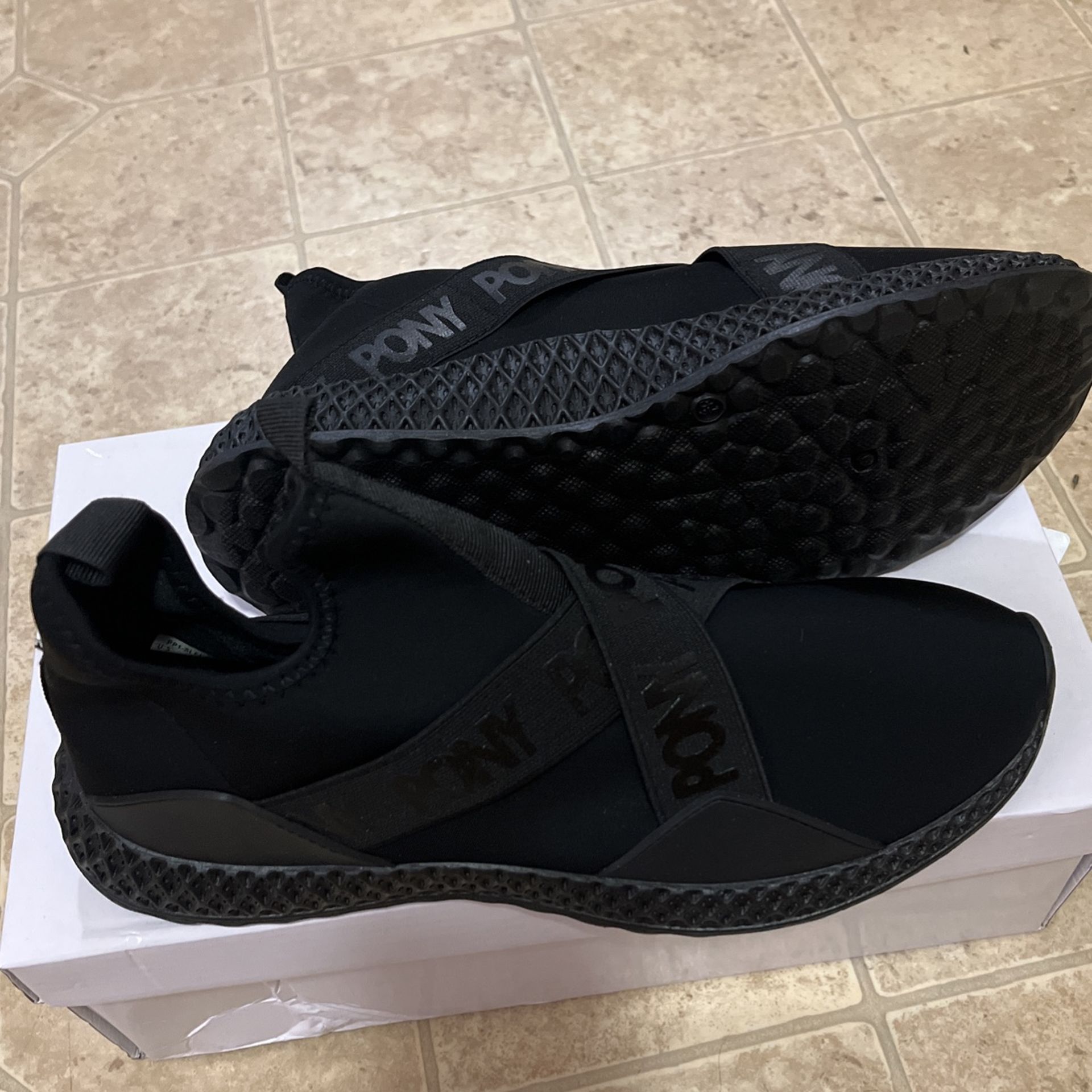 Pony Brand Running Shoes Size 8.5 Mens