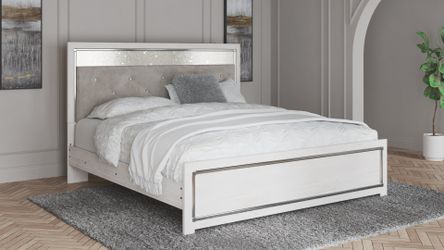 Altyra White King Panel Bed (Online Special Price)