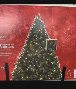 Christmas Tree In Excellent Condition. Well Kept. Only reason I am selling is because I want one with flock