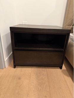 2 Brown Bedside Tables/Nightstand