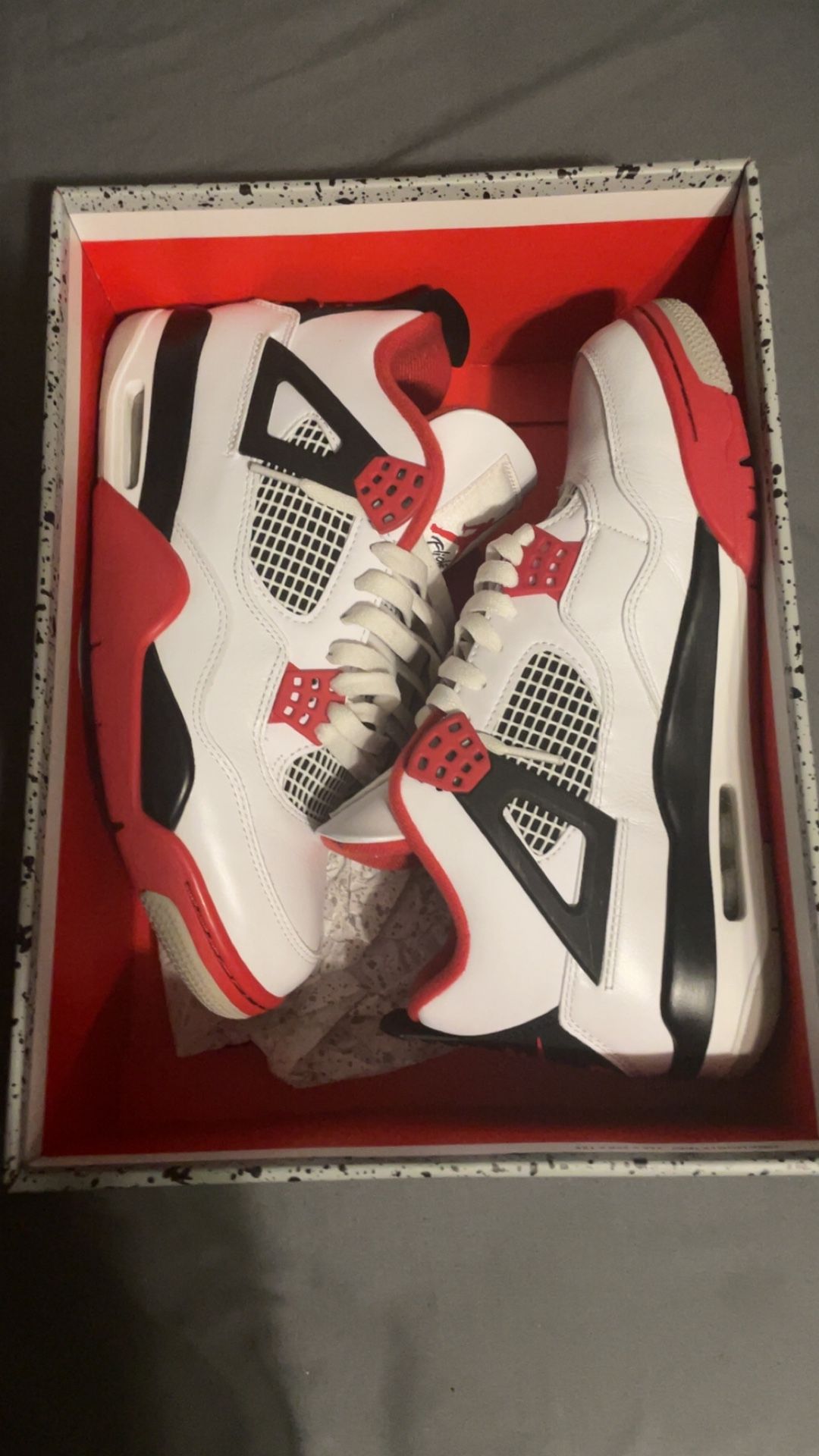 Air Jordan 4 Retro OG 'Fire Red'