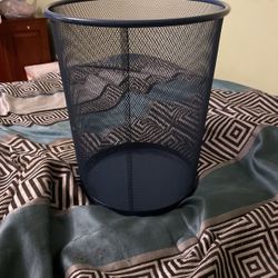 Trash Bin