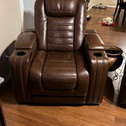 Ashley P2 Backtrack  Dual Leather Power Reclining Set
