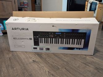 Arturia Keylab 49 MIDI keyboard