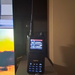 Ham and multi band radio plus walkie talkie