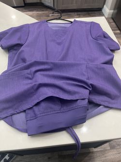 Women’s Scrubs