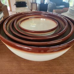 Vintage Wallace Nesting Bowl Set  (5)