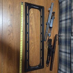 TV Wall Mount: Free