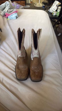 Kids cowboy boots