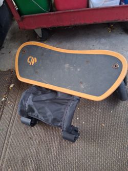 MINI BOARD STROLLER ATASHMENT  $15 PICK UP IN SUN VALLEY 