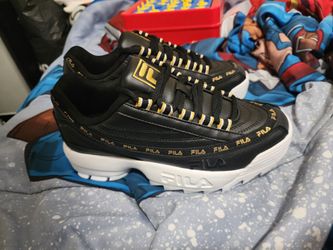 Fila Shoes Size 6