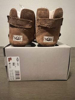 Jesse Bow II UGGS