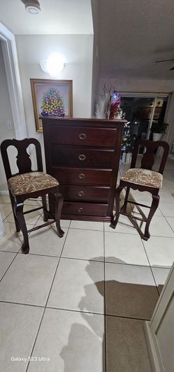 Wooden Brown Bar Stools
