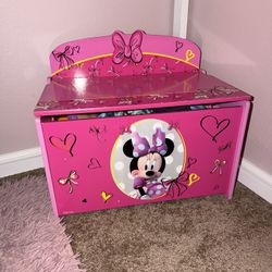 Minnie Mouse Toy Chest