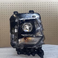 OEM 2022 2023 Hyundai Santa Cruz Driver LH Lower Halogen Headlight 92101-K5000