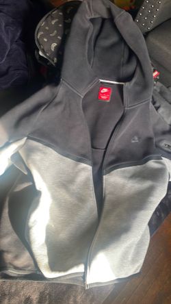 Nike tech