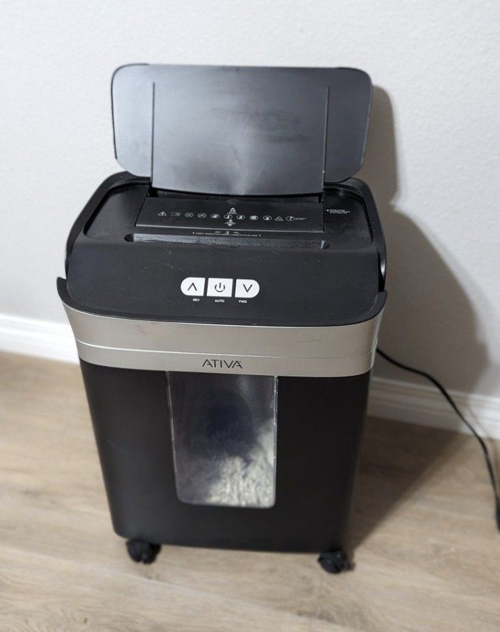 Ativa 75 Sheet Auto Feed Micro Cut Shredder with 6 Sheet Manual Feed - A75MC19