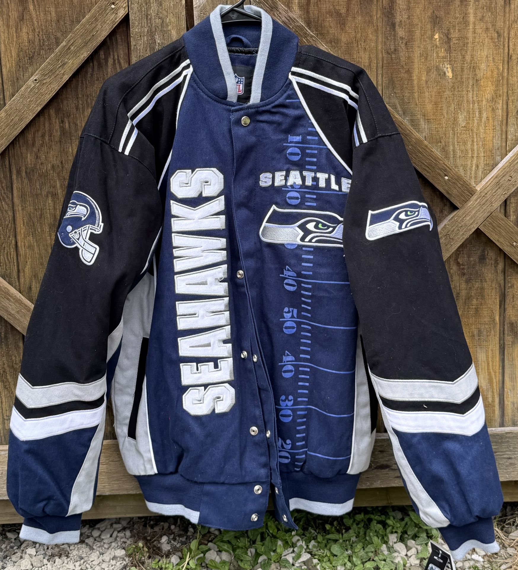 Brand New Embroidered Men Medium Seattle Seahawk Jacket