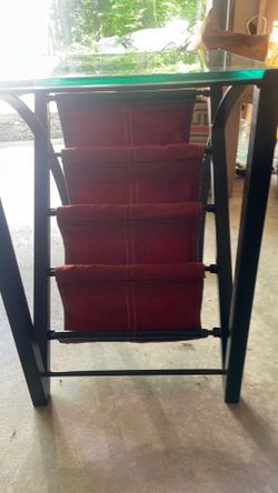 Glass top magazine rack