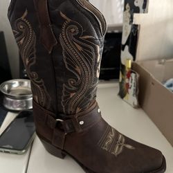 Women’s Boots 