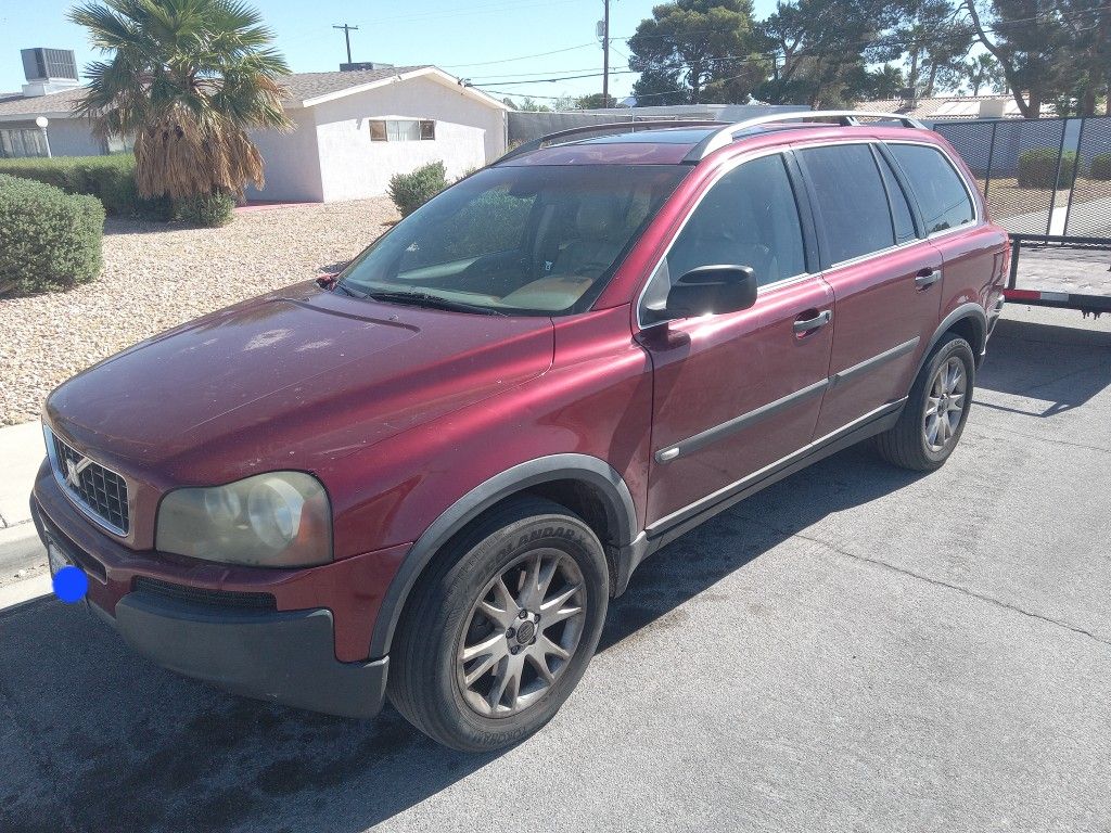 Should You Buy A Used 2004 Volvo Xc90? - 3bdvia0