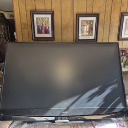 Mitsubishi Gaming Projection TV New Bulb Amd Remote Included