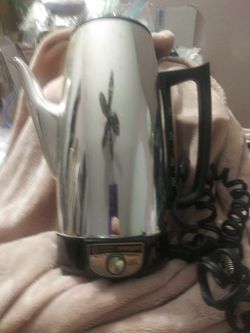 General Electric vintage coffe maker perculator elecric