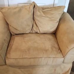 Comfortable Beige Armchair 