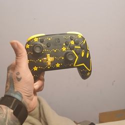 Glow In The Dark Pro Controller. For Nintendo Switch 