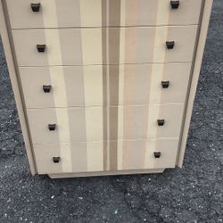 34”wx19”dx47”h Good Condition Wooden dresser five drawer