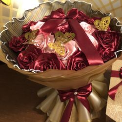 Ramo De Flores Eternas Hermosas Para El Día De La Mujer 