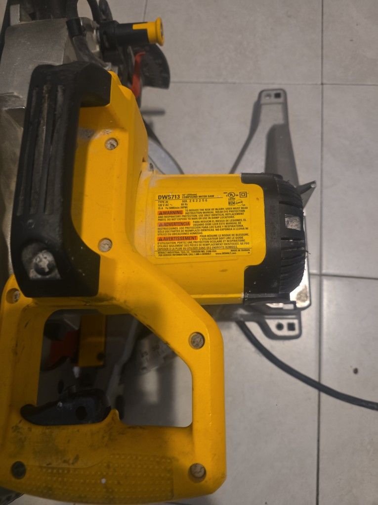 Dewalt Saw For 100