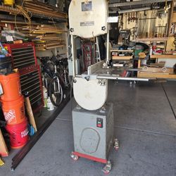 Rockwell 14 Bandsaw 28-200 with fence and riser block