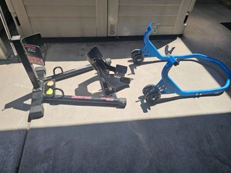 Trackside Motorcycle Wheel Chock and Wheel Lift