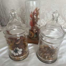 Set of 3 Decorative Glass Jars with Dried Flowers