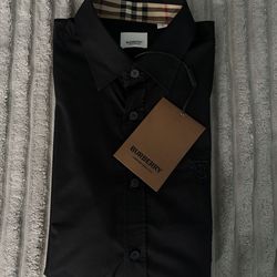 Burberry Button Up