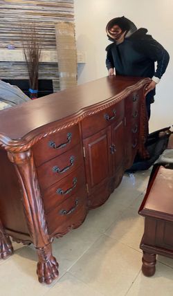 Dresser for sale in good condition